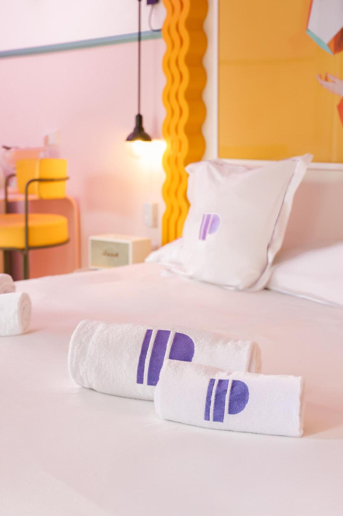 Junior Suite,1758618277:JPEG